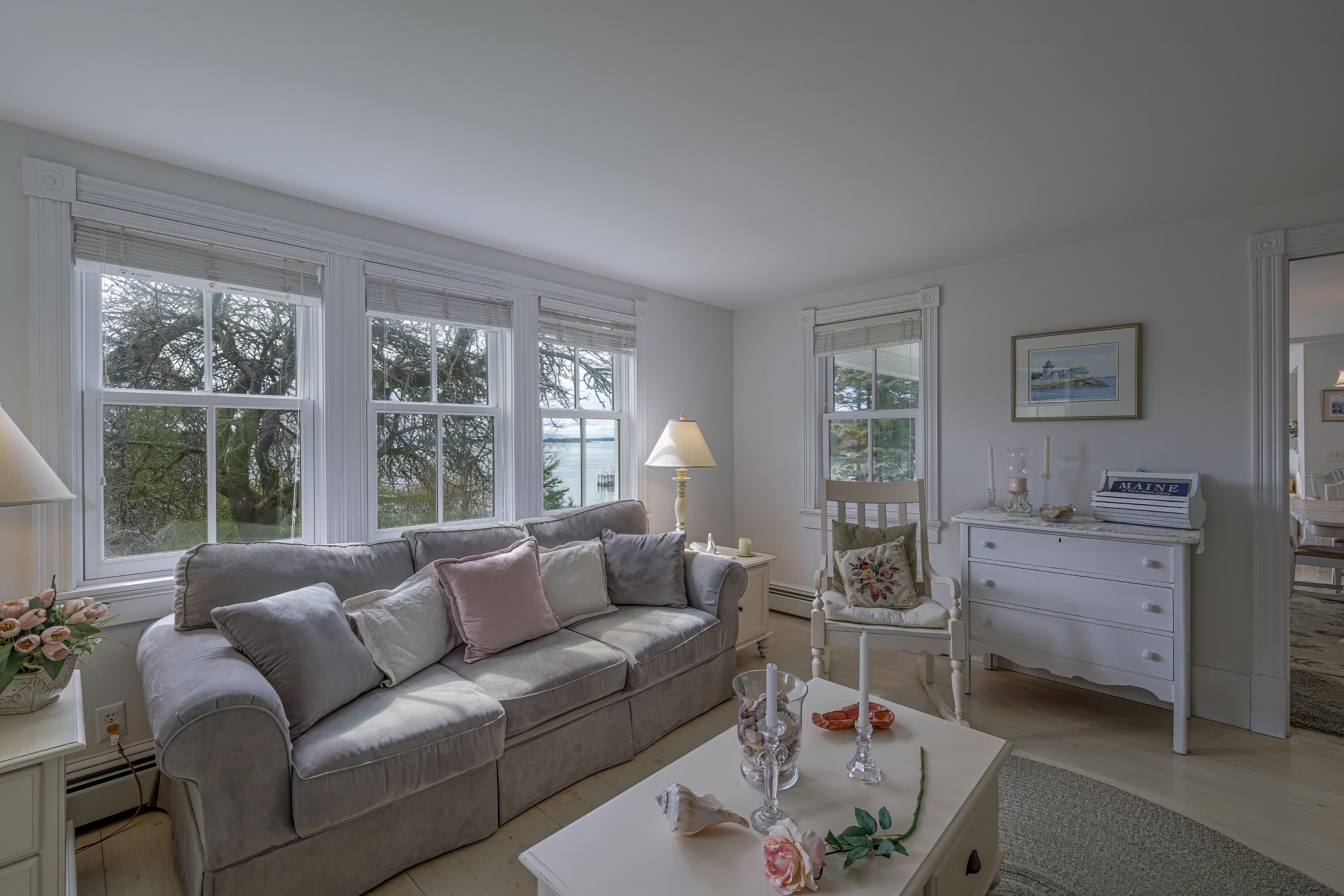 55 Ferry Road