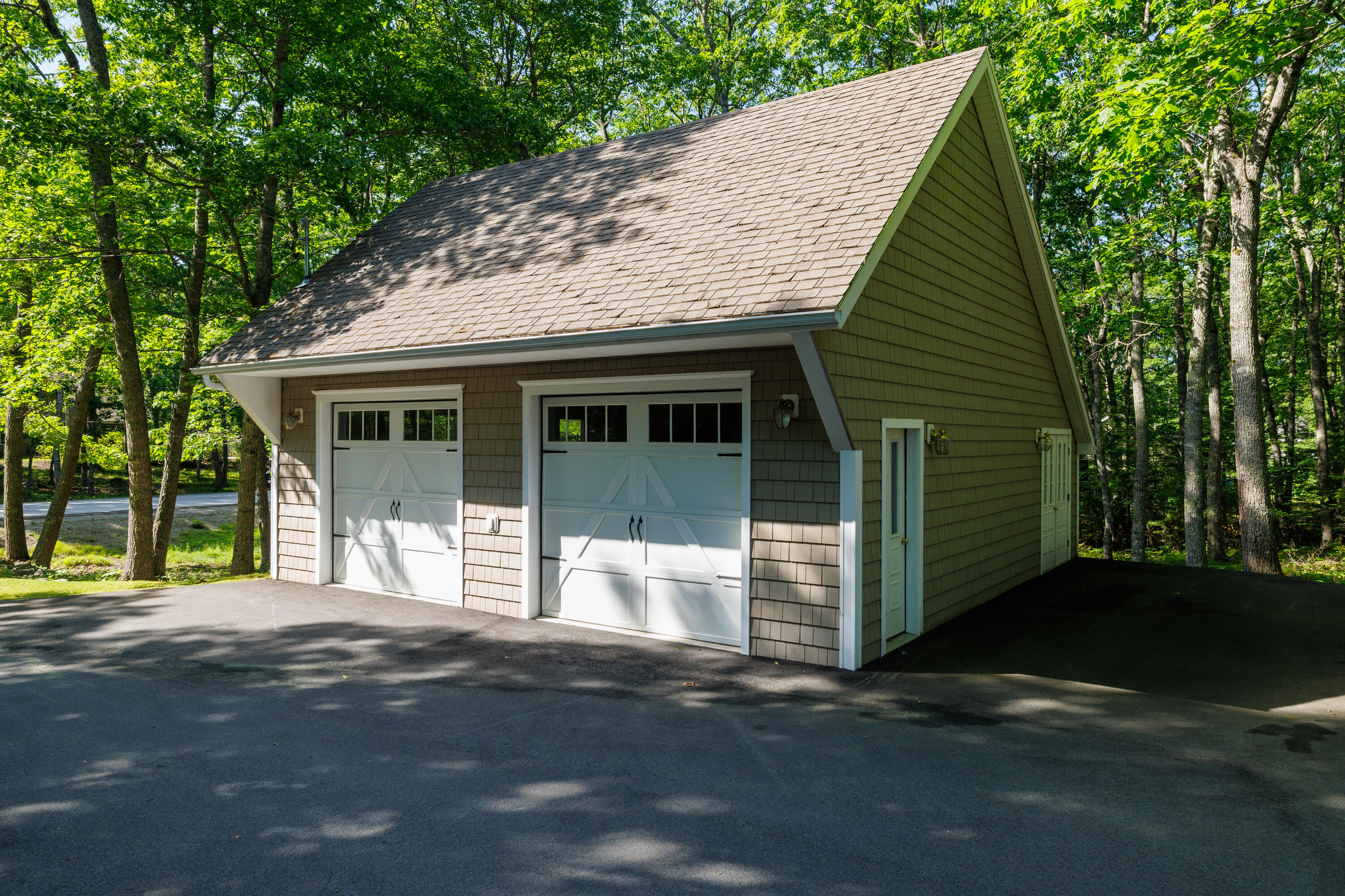 155 Maddocks Avenue