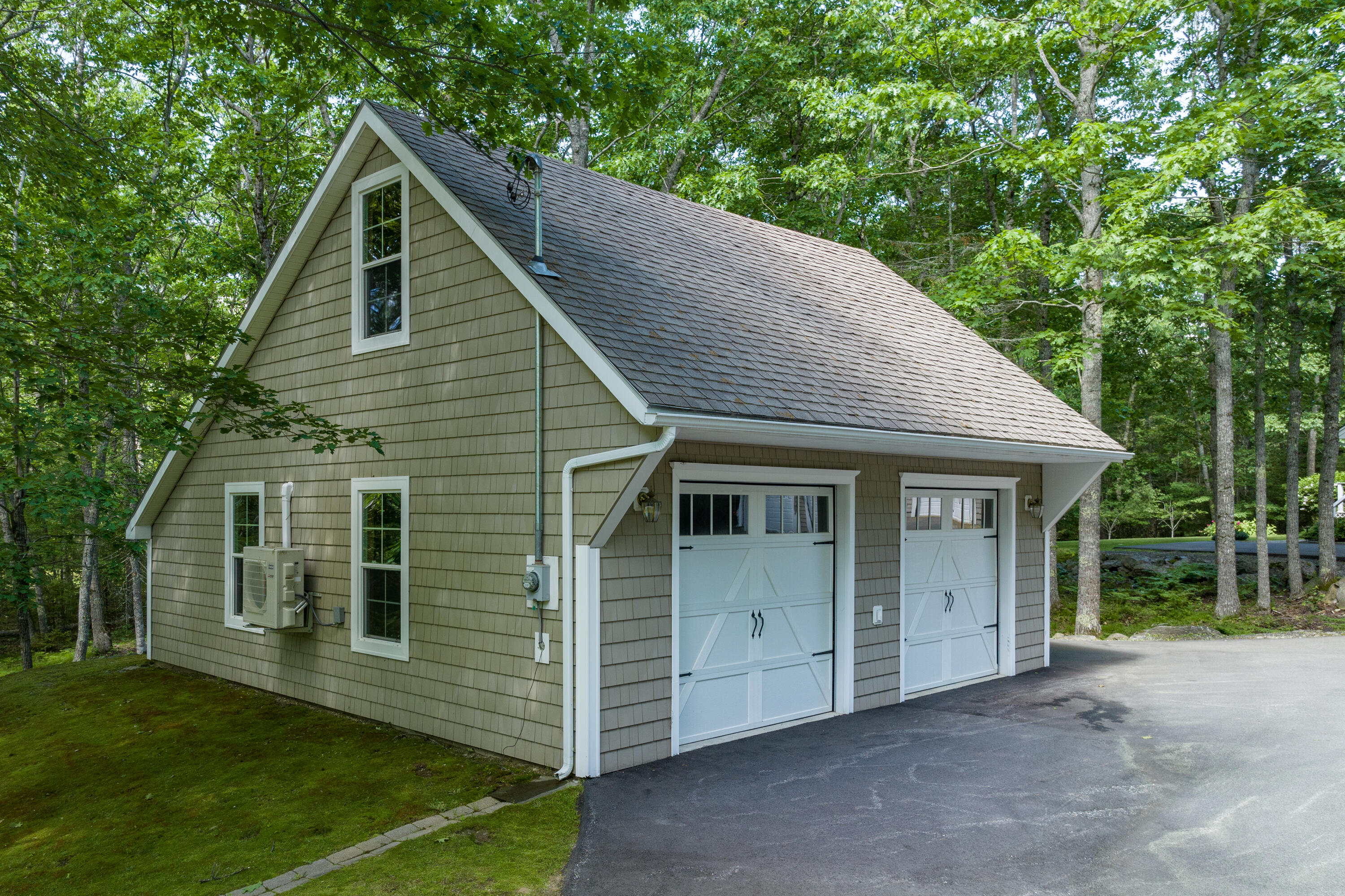 155 Maddocks Avenue