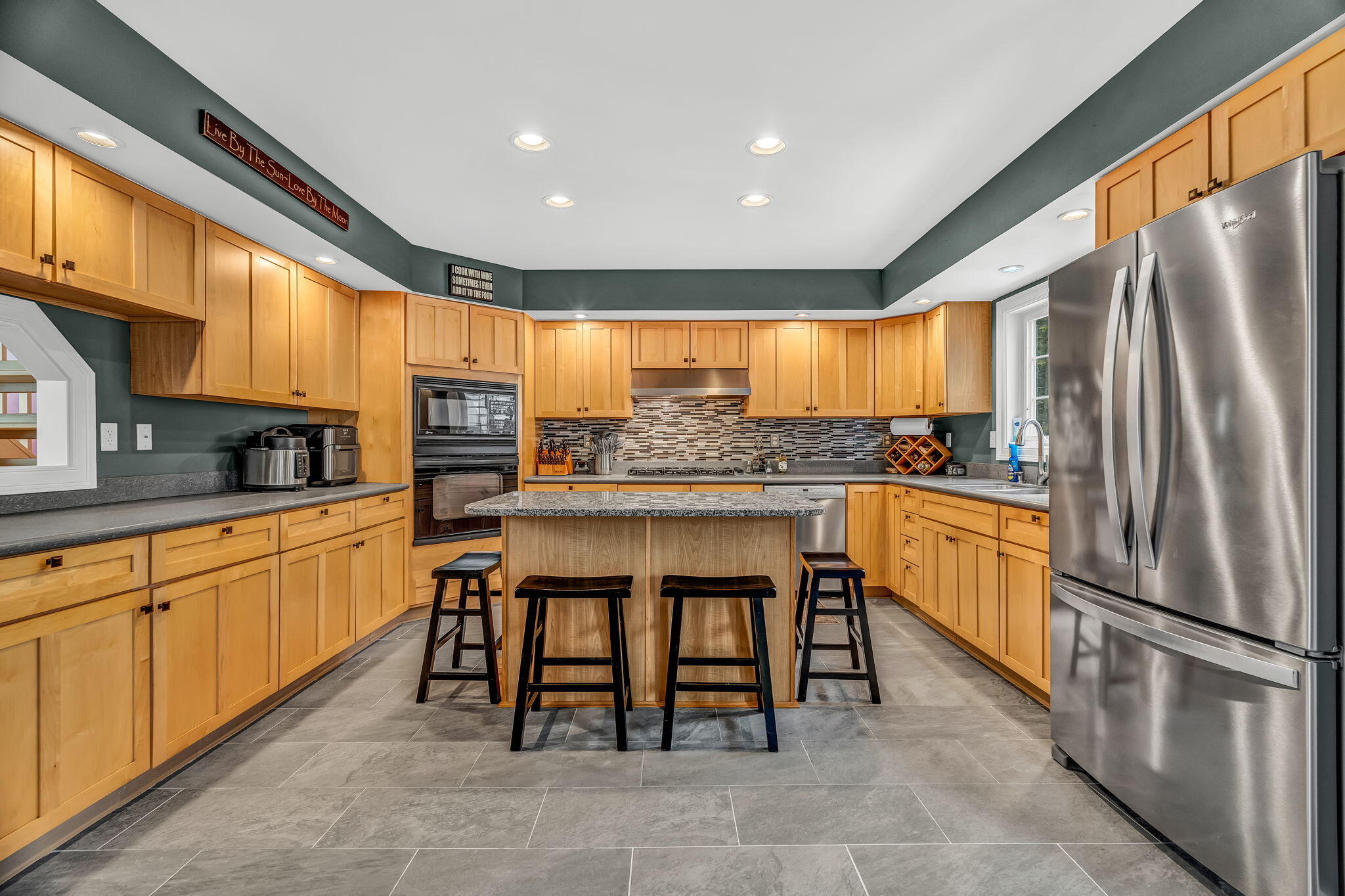 155 Maddocks Avenue