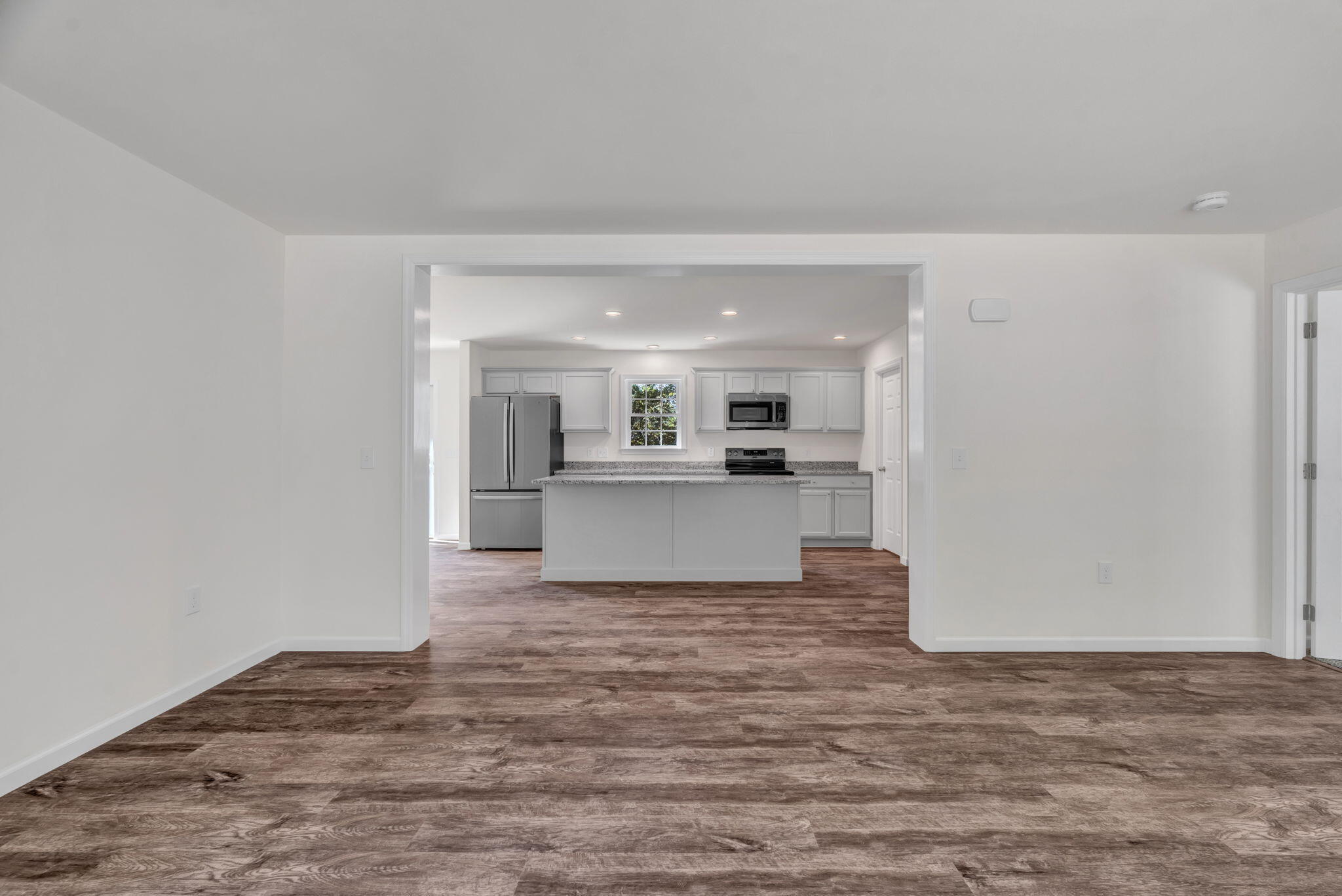 14 Manhattan Way