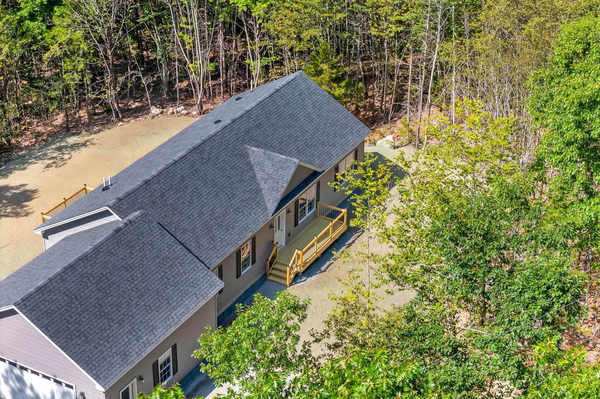 14 Manhattan Way