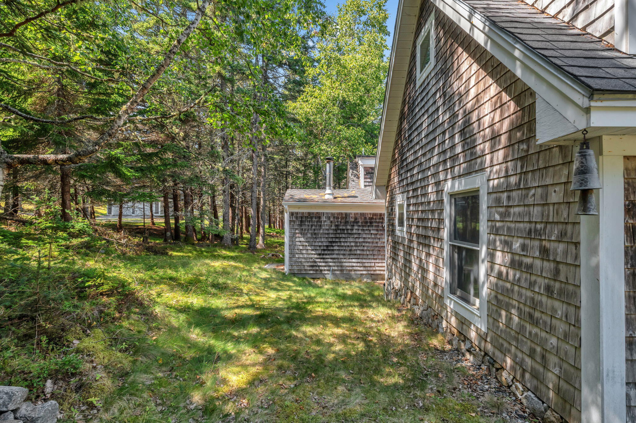 142 E Point Road