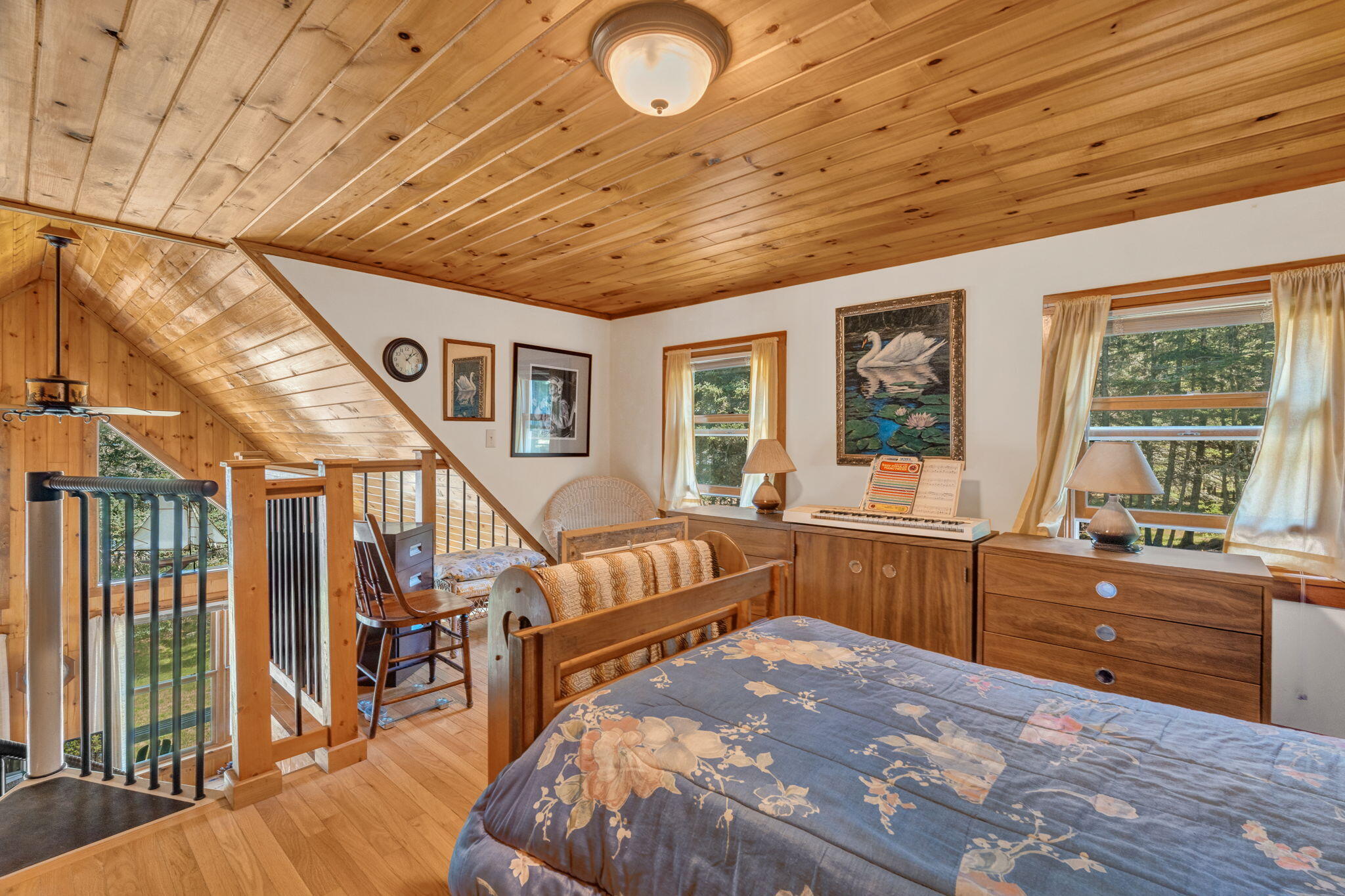 142 E Point Road