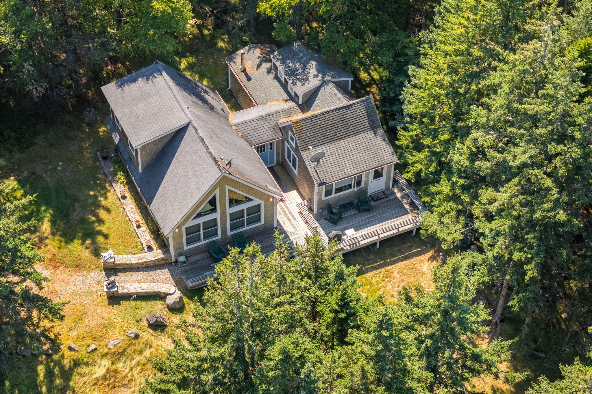 142 E Point Road