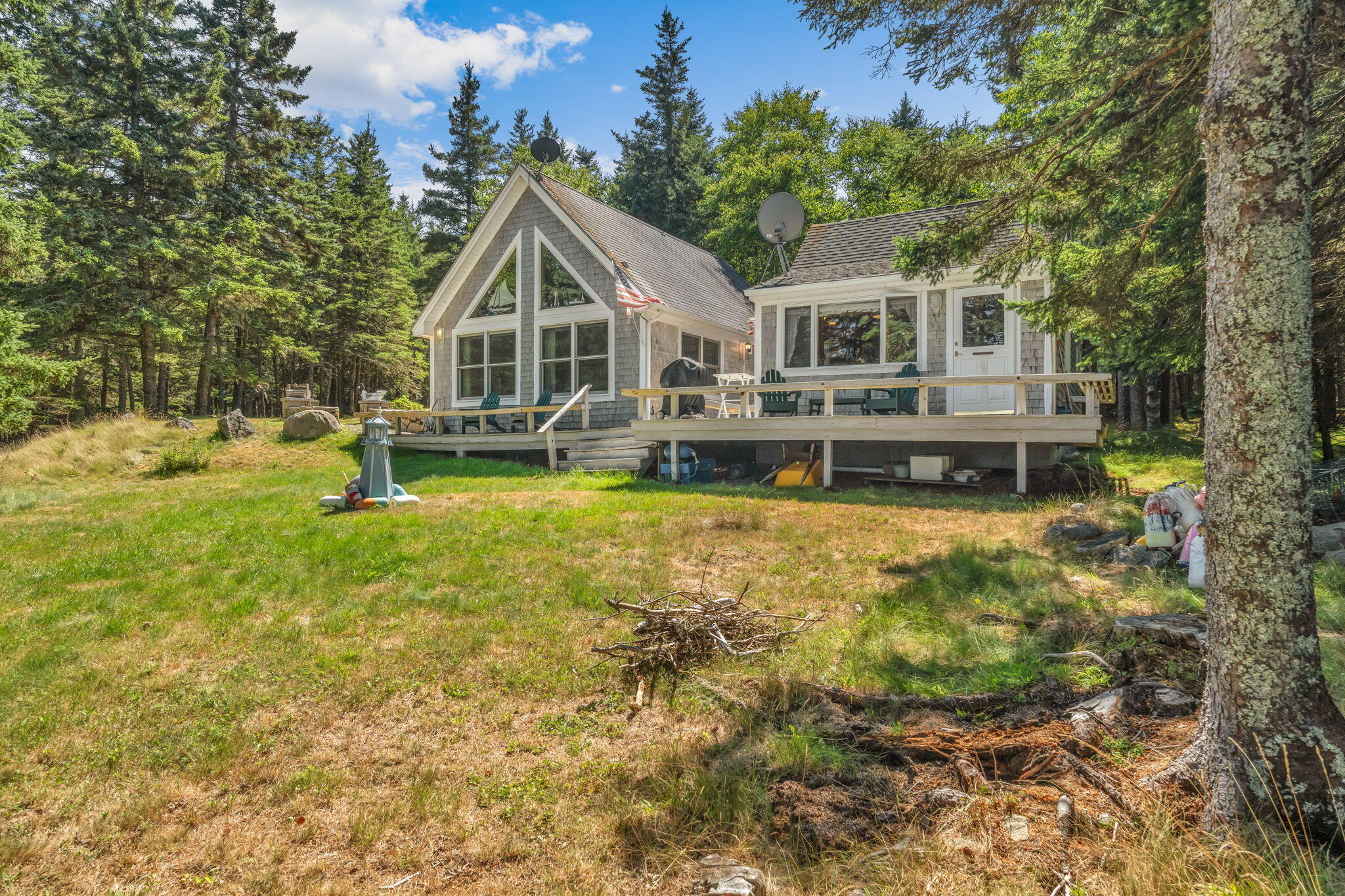 142 E Point Road