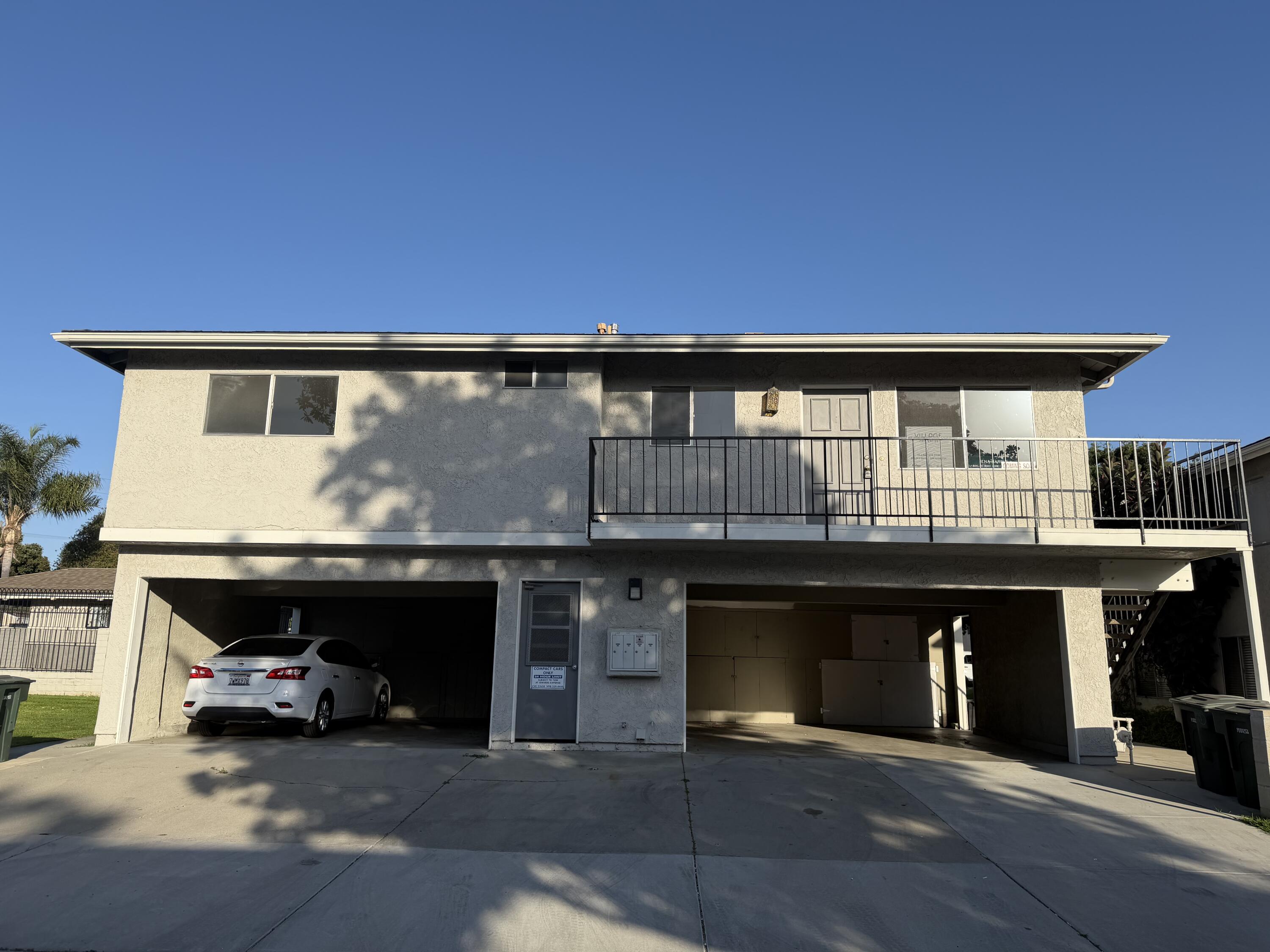 1127 Acadia Place