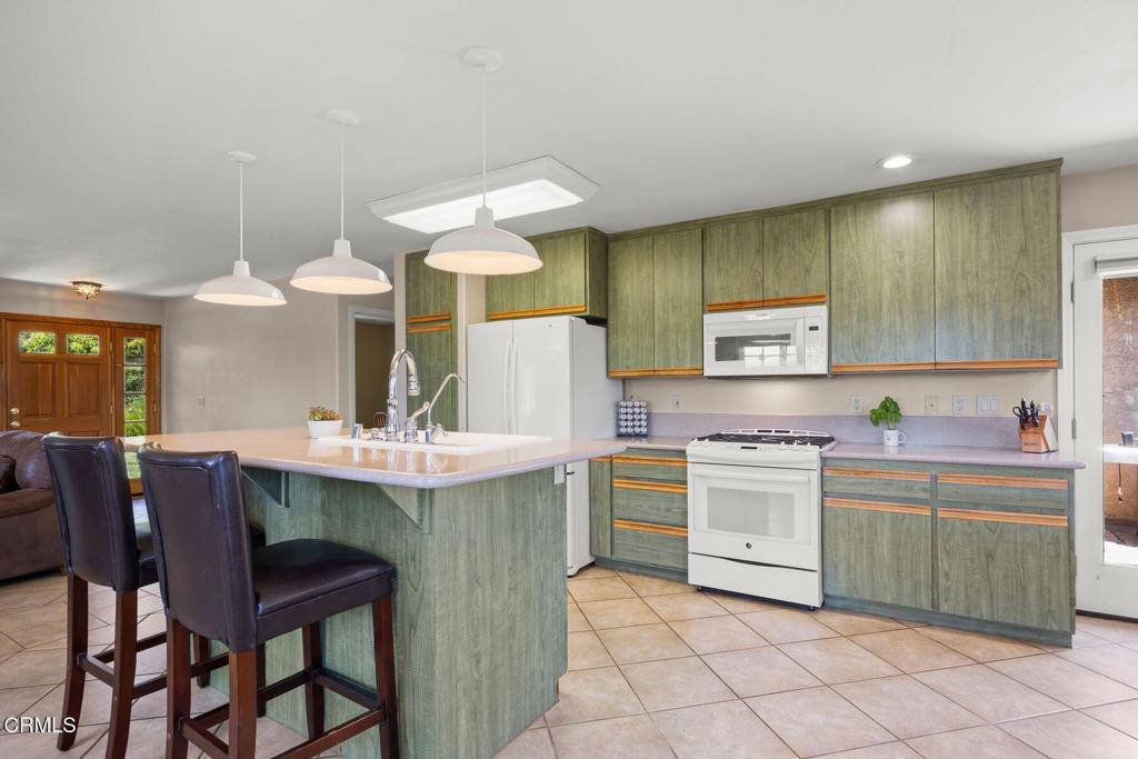 616 E Katherine Avenue