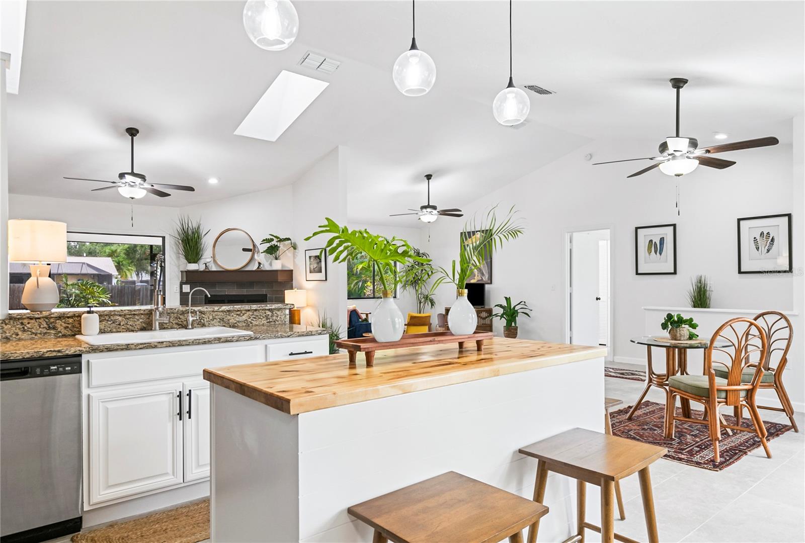 4253 PRAIRIE VIEW DR