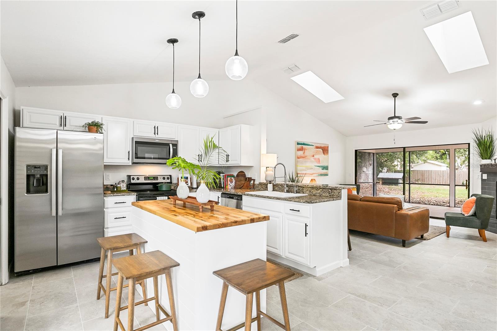 4253 PRAIRIE VIEW DR