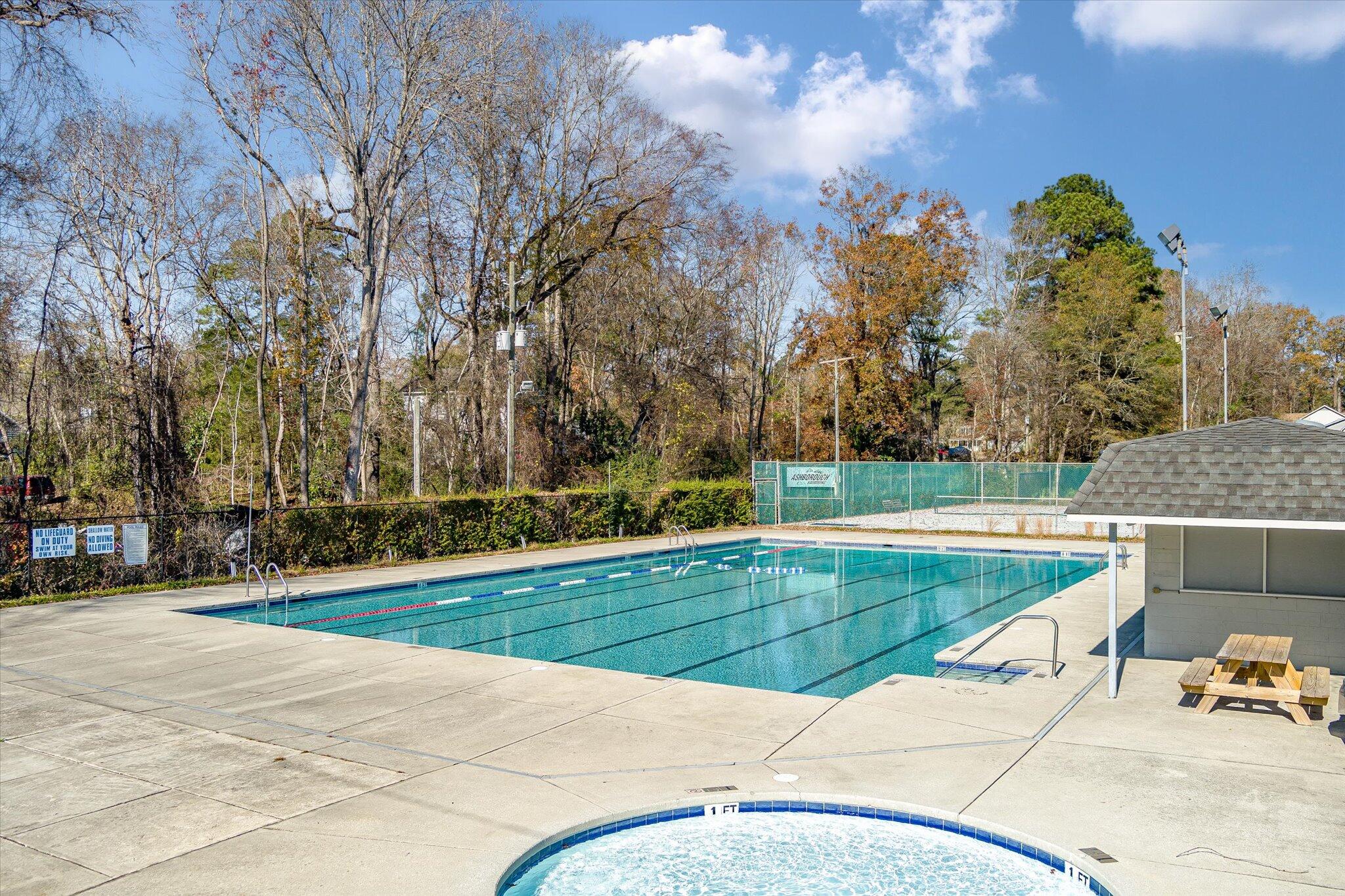 109 Lakeview Drive
