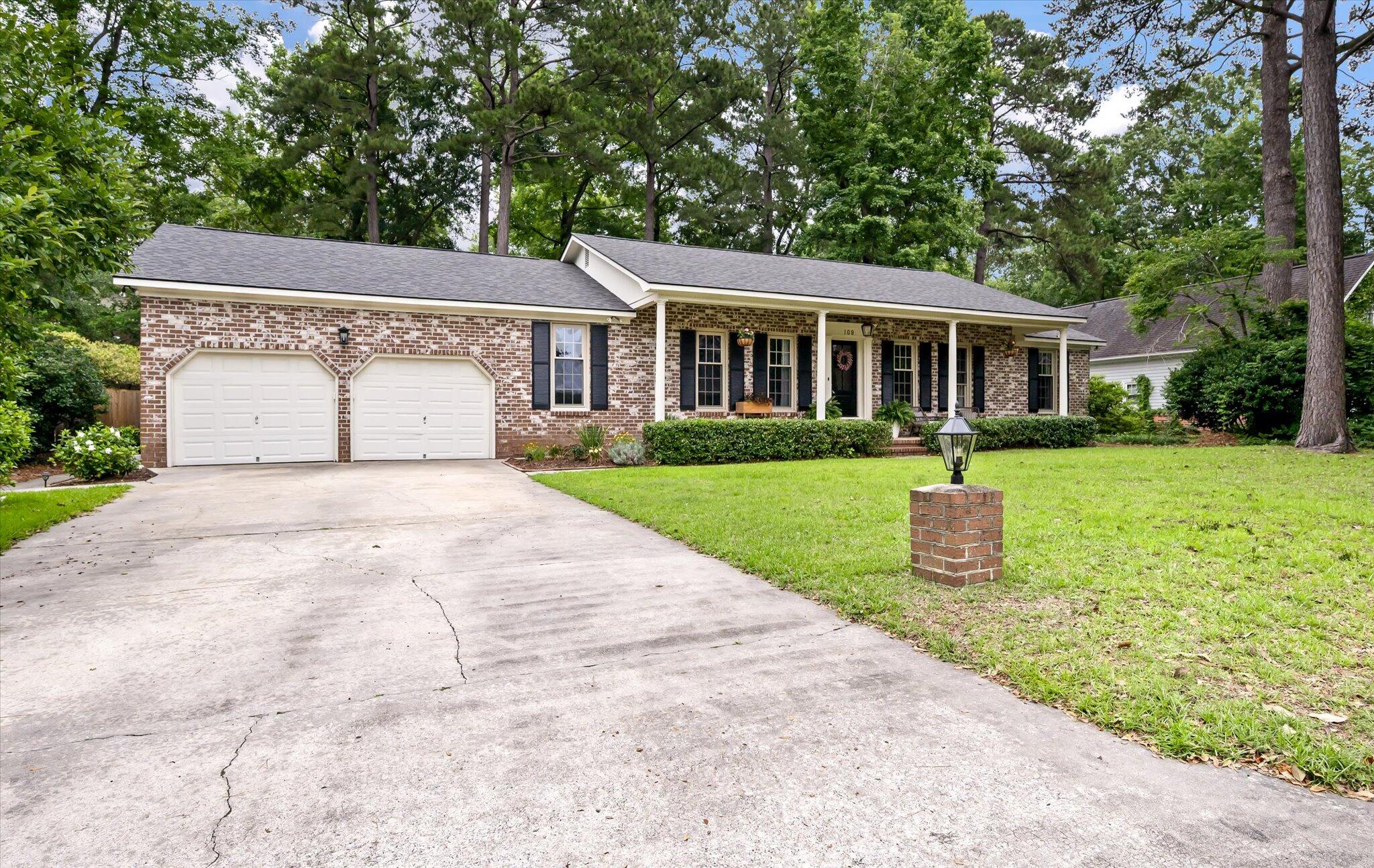 109 Lakeview Drive