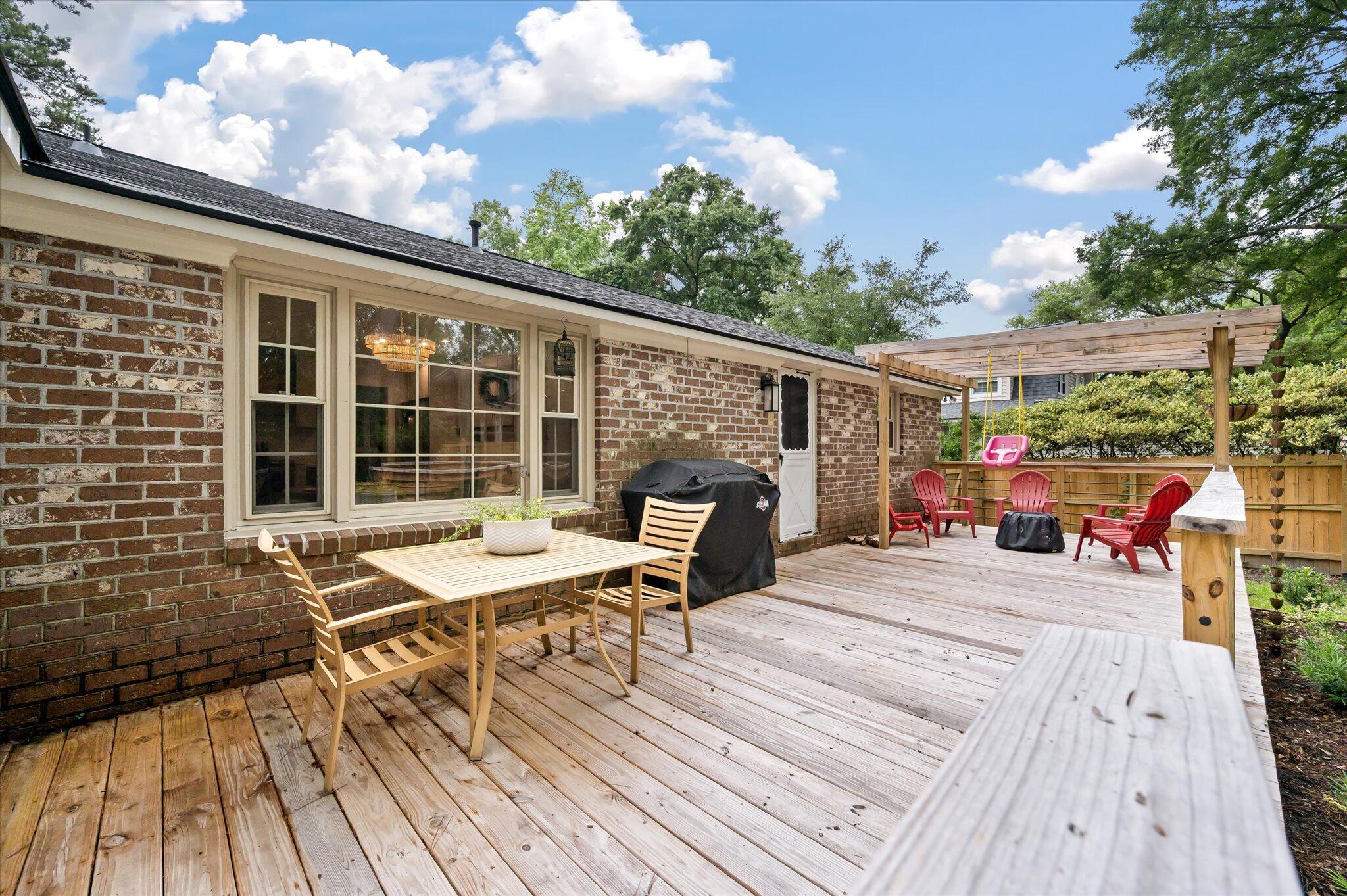 109 Lakeview Drive