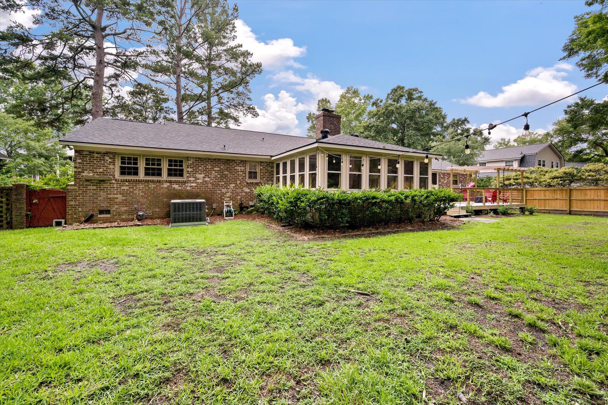 109 Lakeview Drive