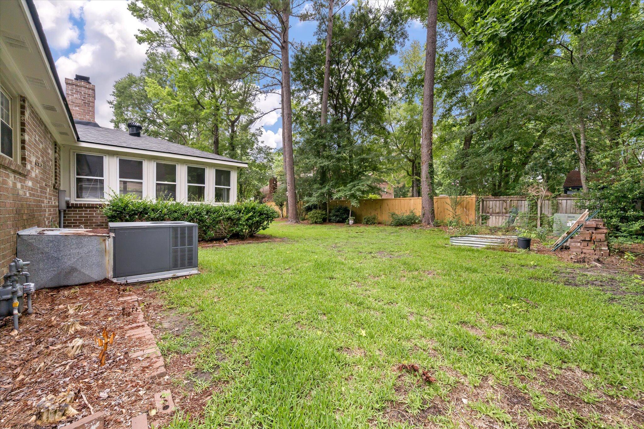 109 Lakeview Drive