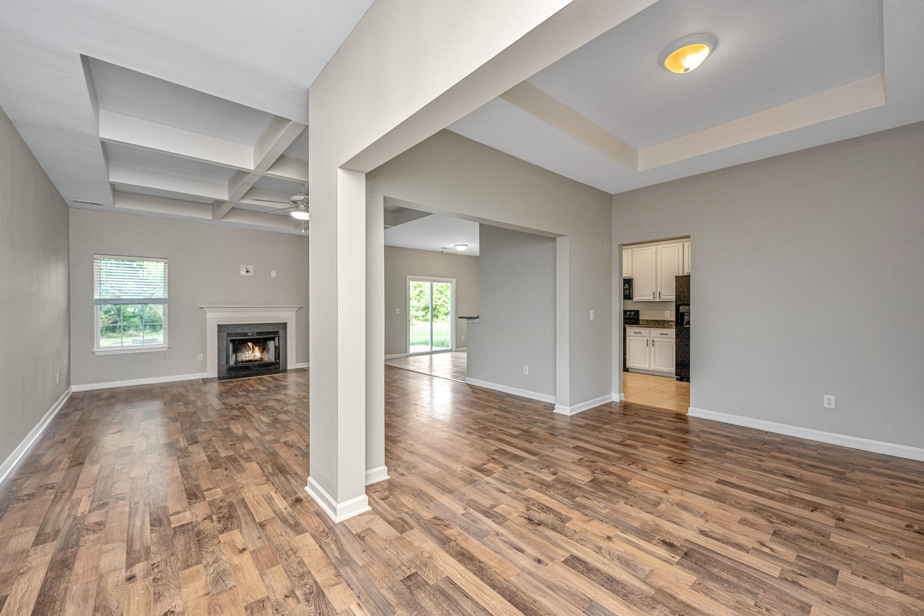 5023 Manor Road