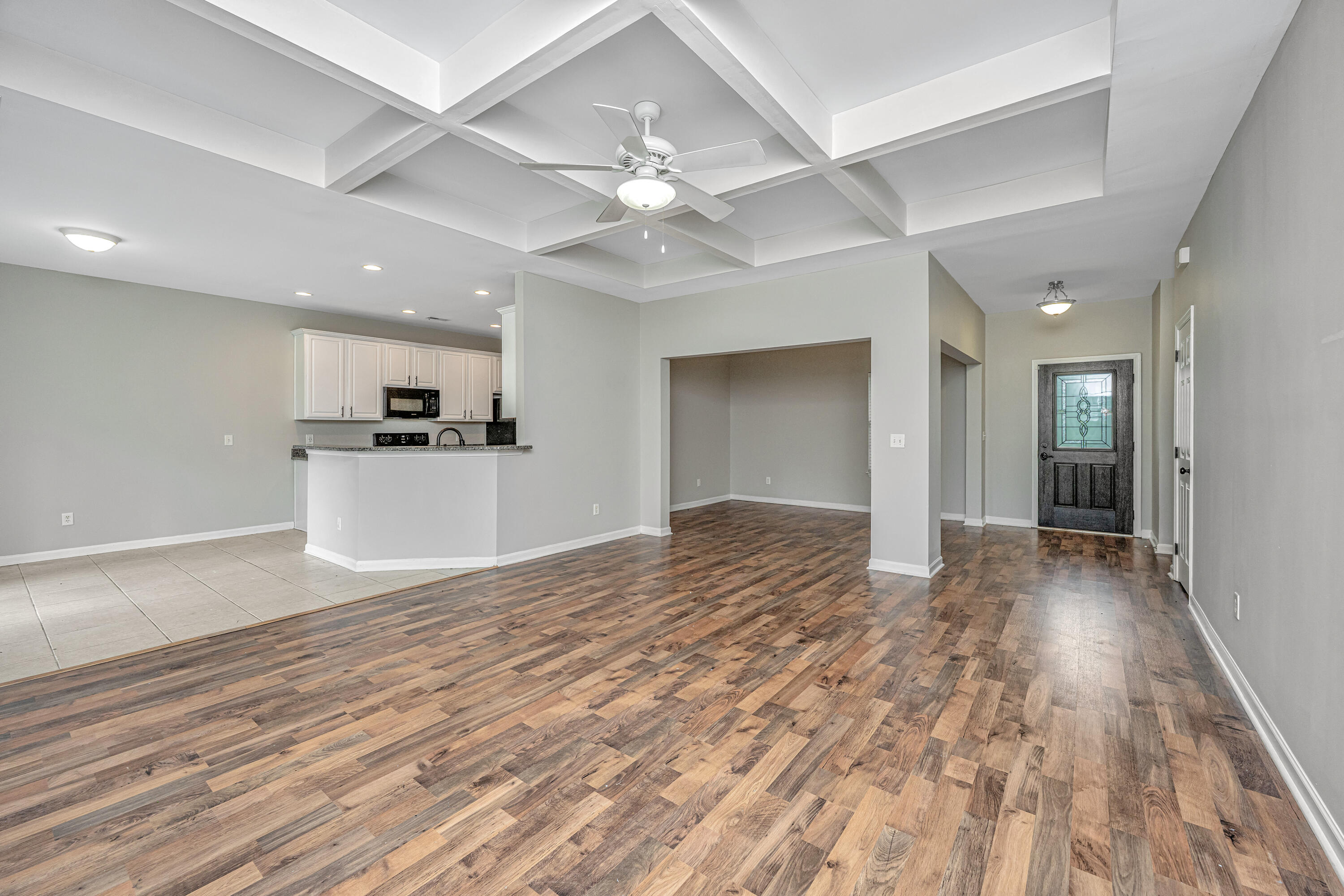5023 Manor Road