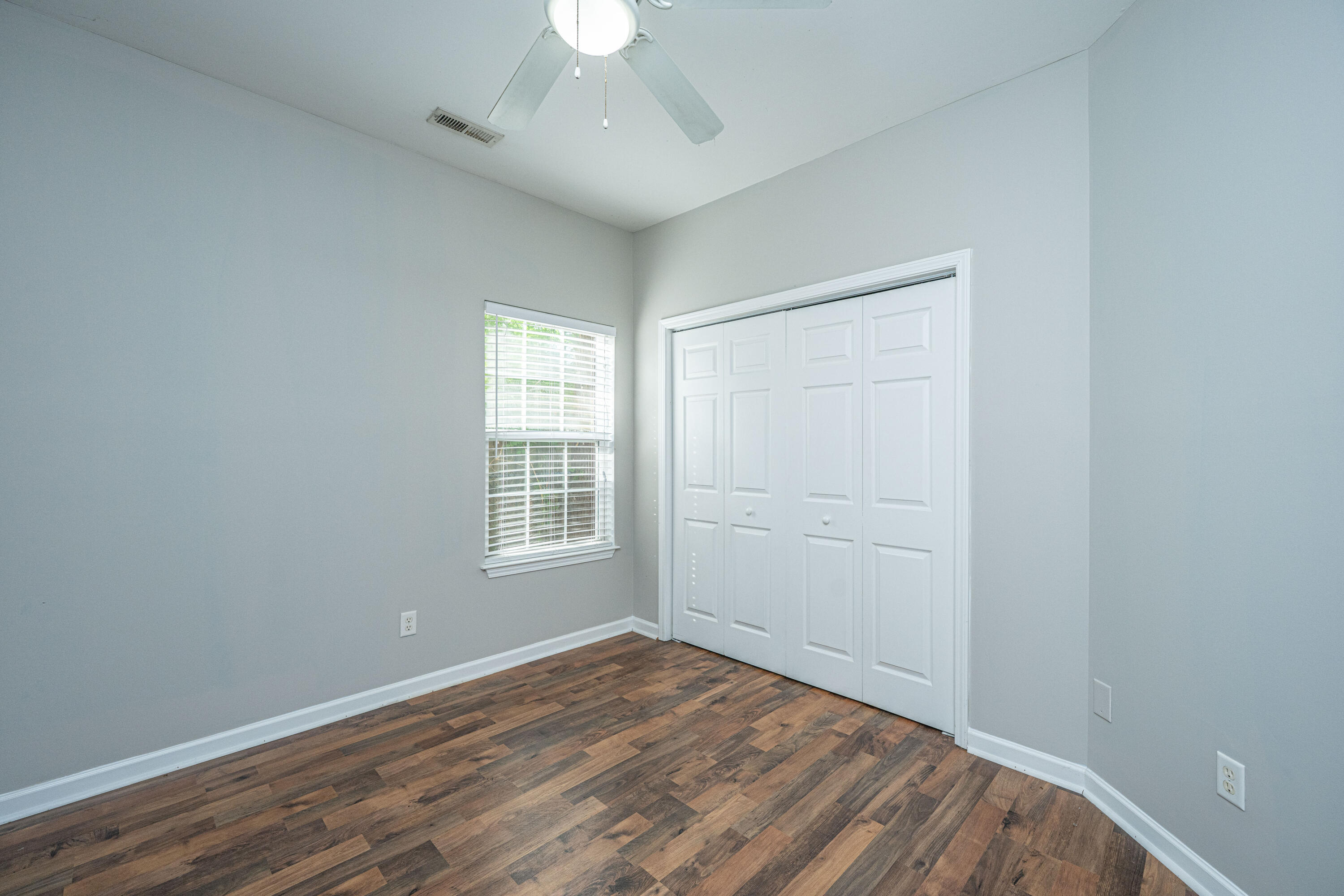 5023 Manor Road