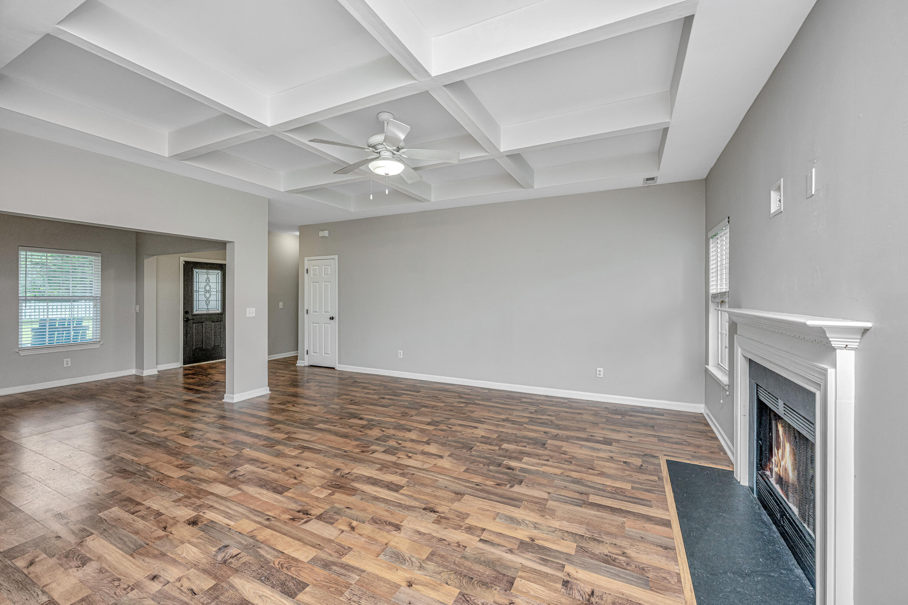 5023 Manor Road