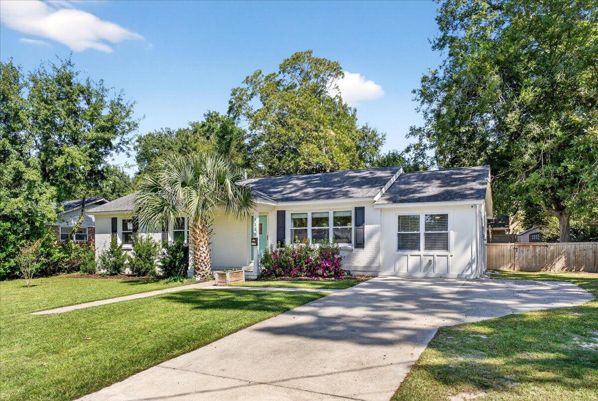 712 Longfellow Road