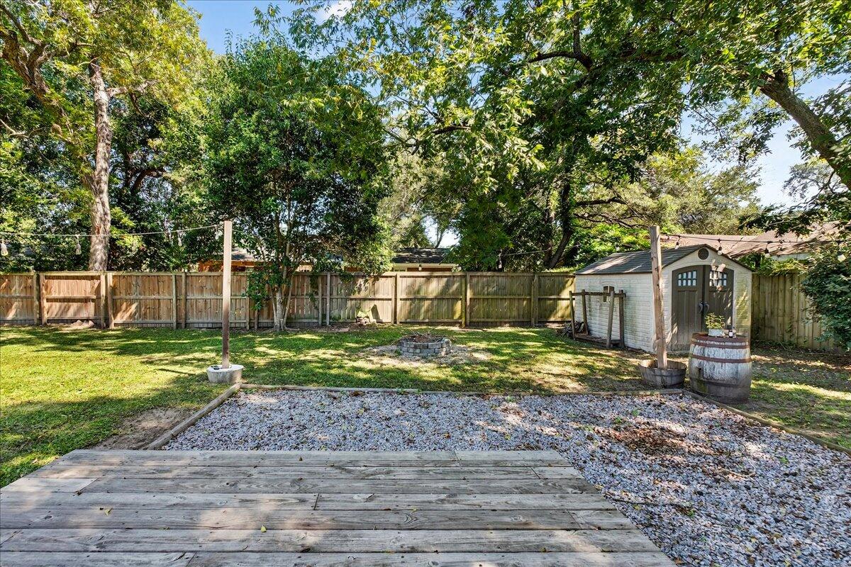 712 Longfellow Road