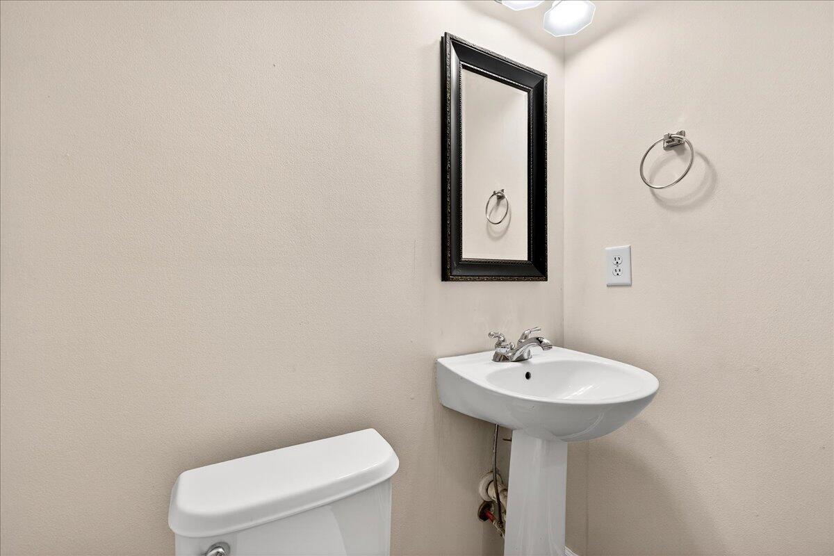 108 Corrientes Court