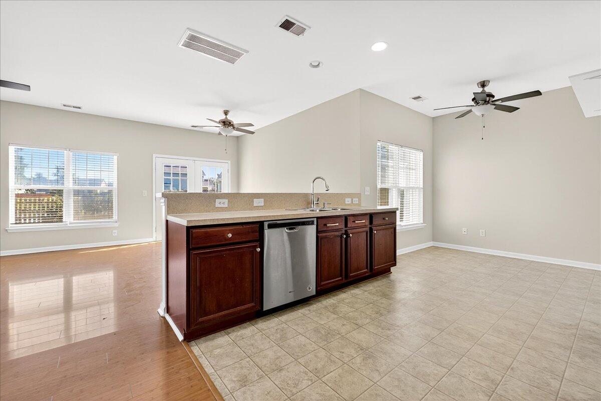 8212 Little Sydneys Way, North Charleston