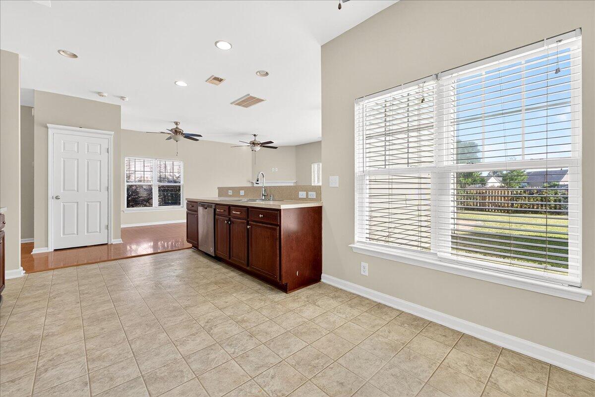 8212 Little Sydneys Way, North Charleston