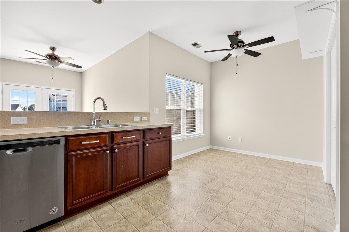 8212 Little Sydneys Way, North Charleston