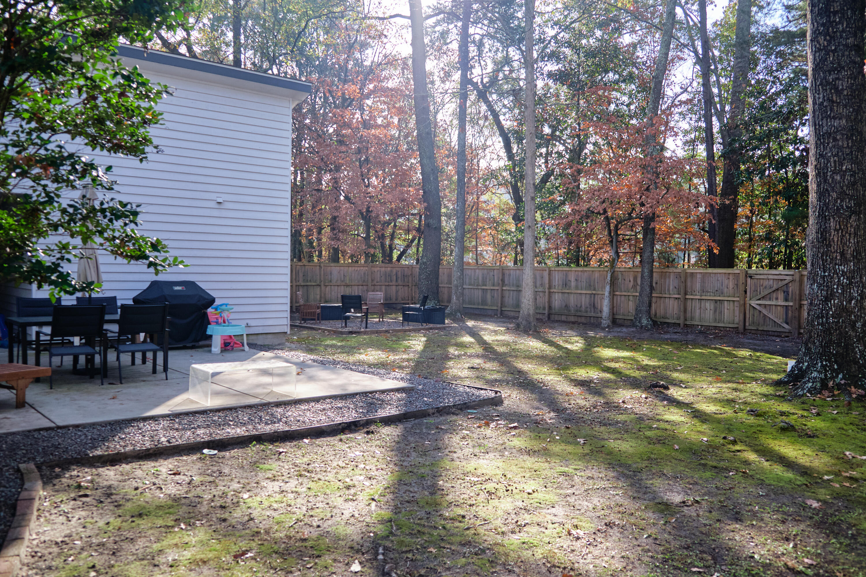 1427 Emerald Forest Parkway