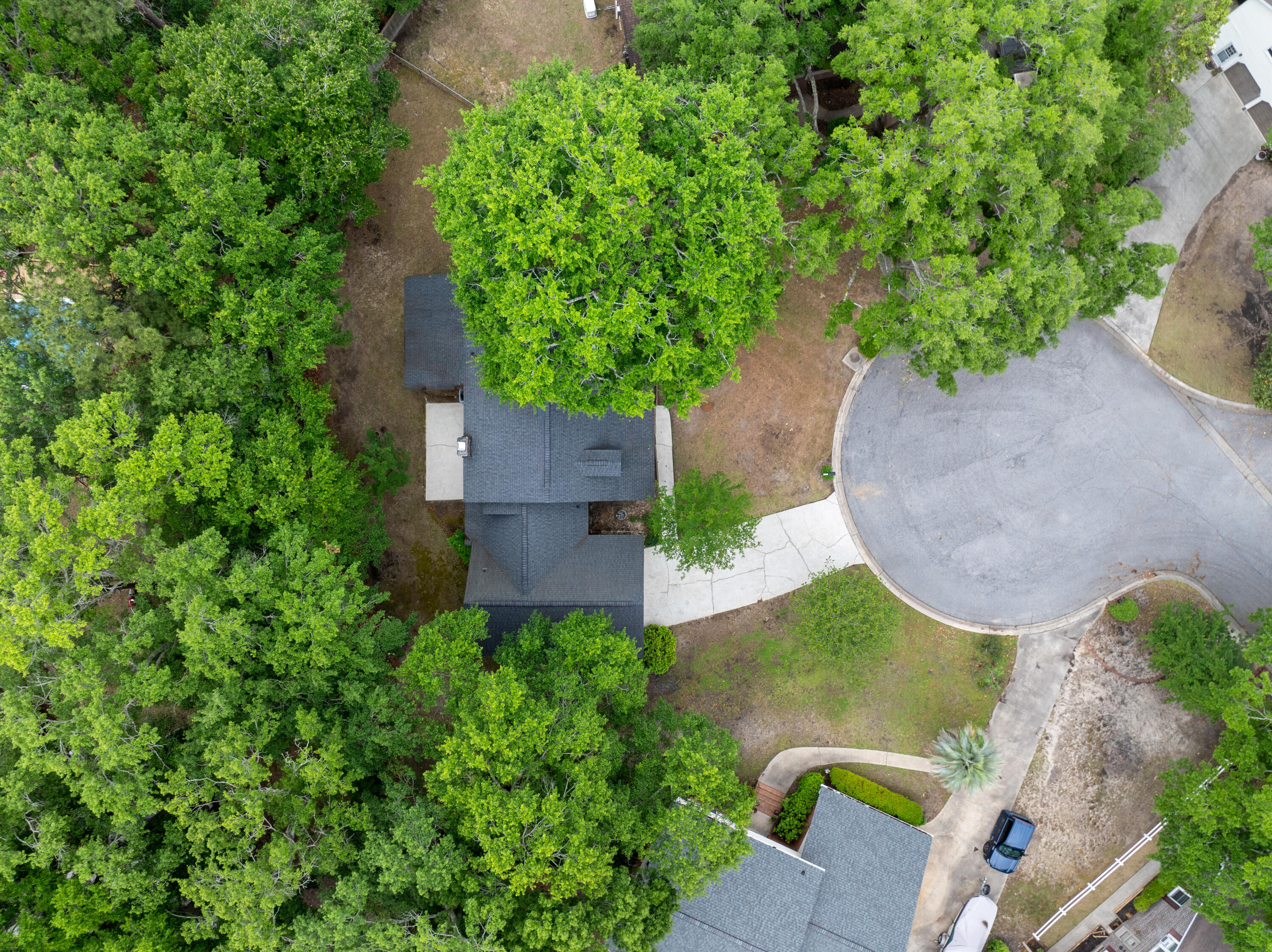 5924 Commonwealth Circle