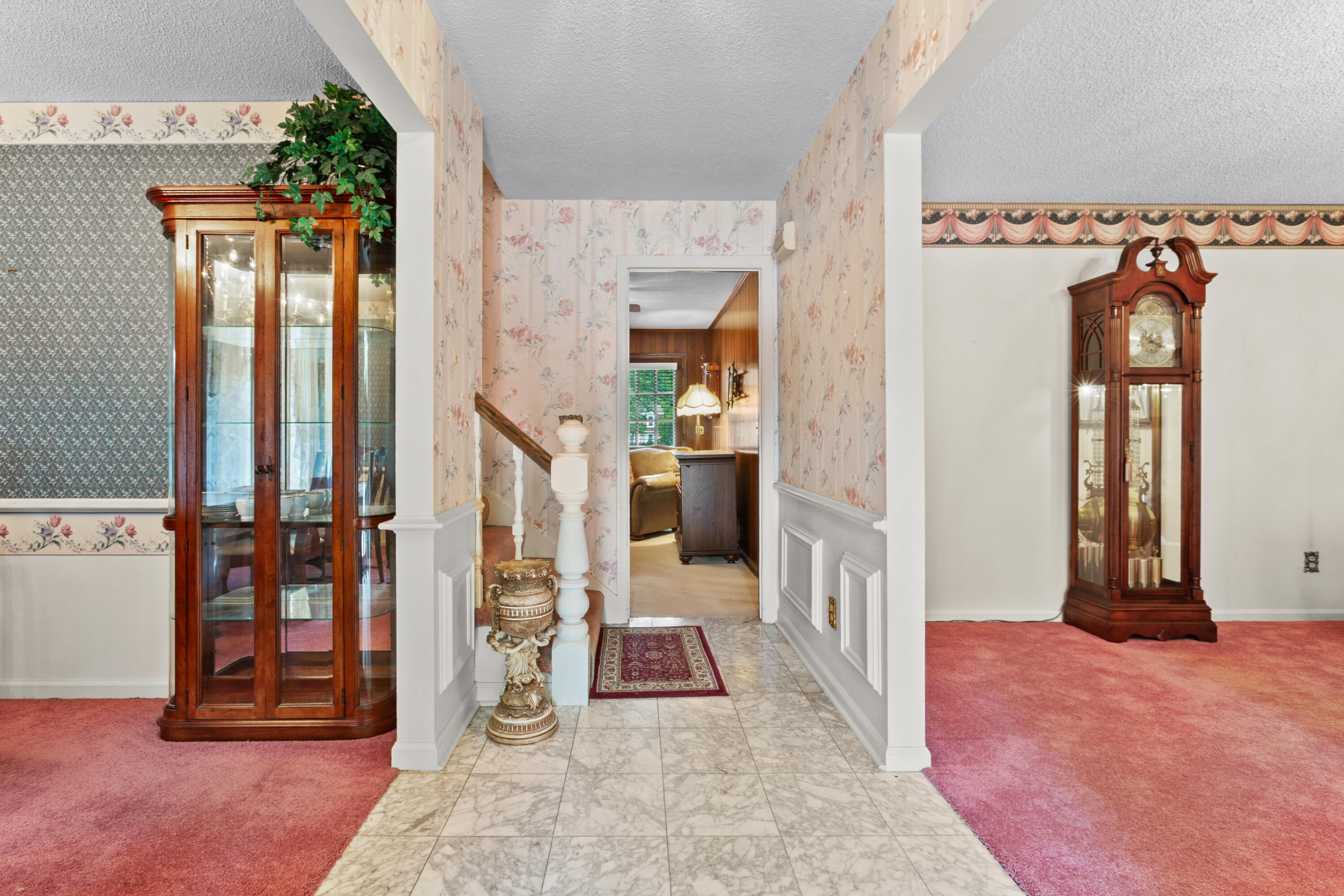 5924 Commonwealth Circle