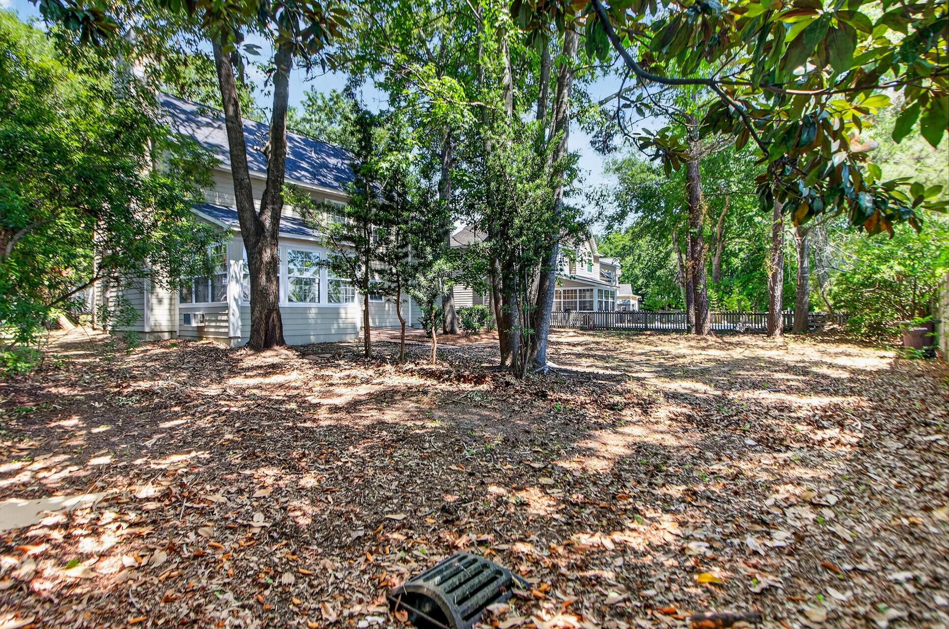 2738 Seastrand Lane