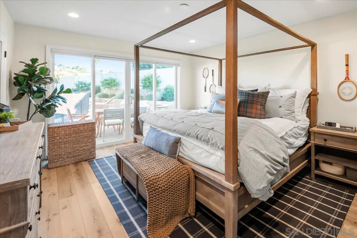 14276 Jennings Vista Way