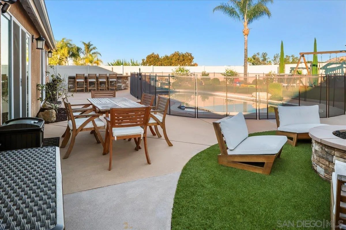 14276 Jennings Vista Way