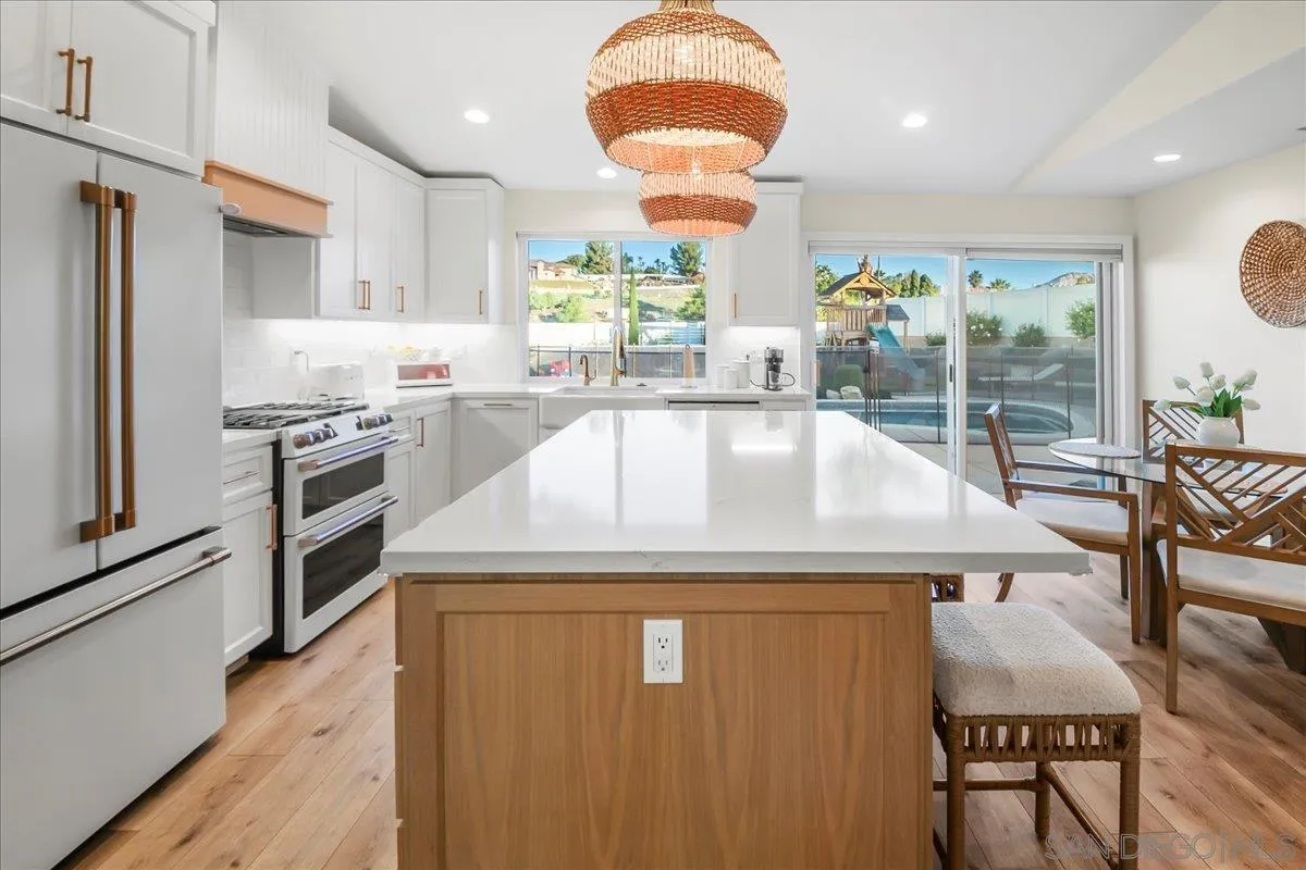 14276 Jennings Vista Way