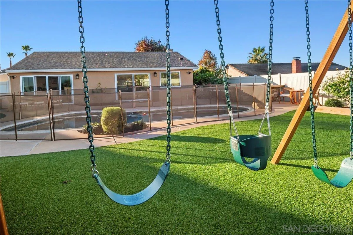 14276 Jennings Vista Way