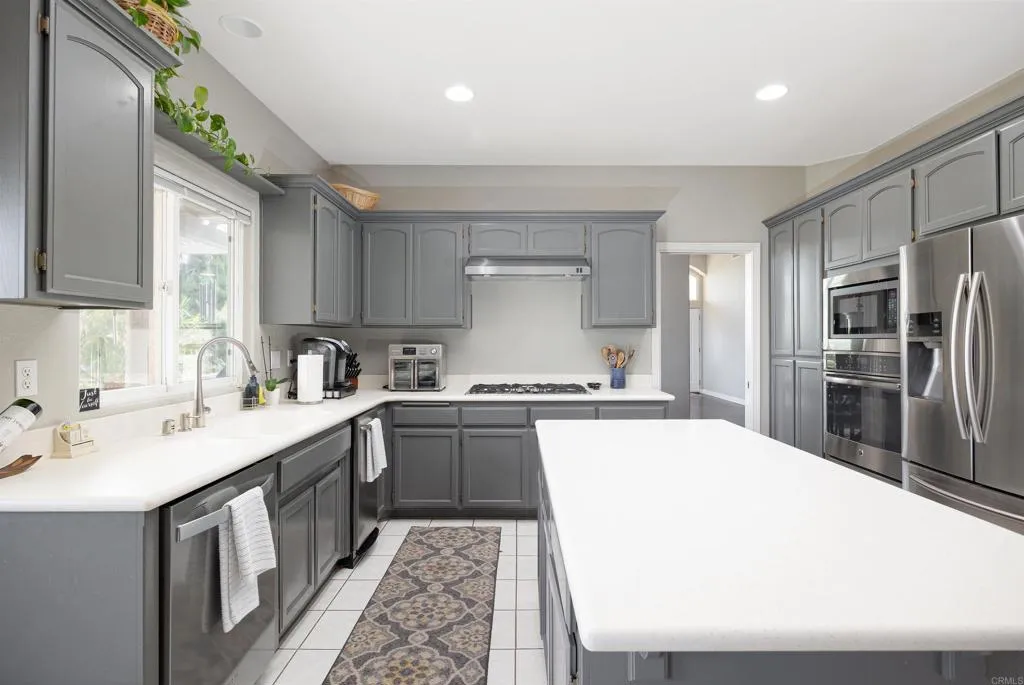 9948 Blossom Valley Rd