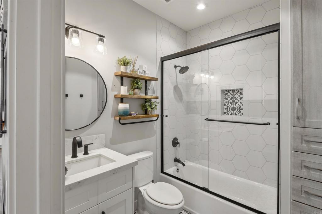 4789 Harbinson Avenue