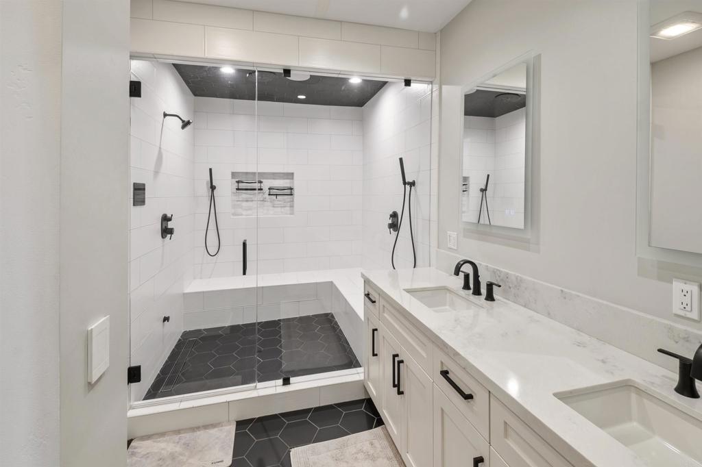 4789 Harbinson Avenue