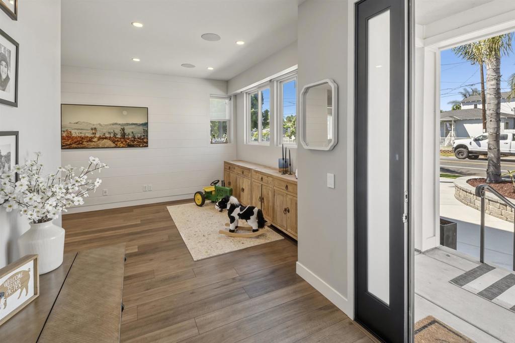 4789 Harbinson Avenue