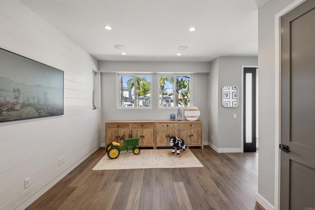 4789 Harbinson Avenue