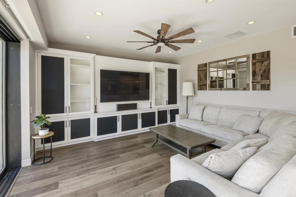 4789 Harbinson Avenue