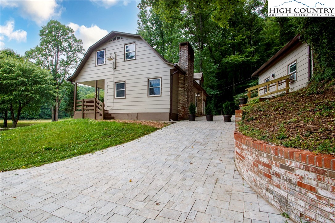 6836 Richland