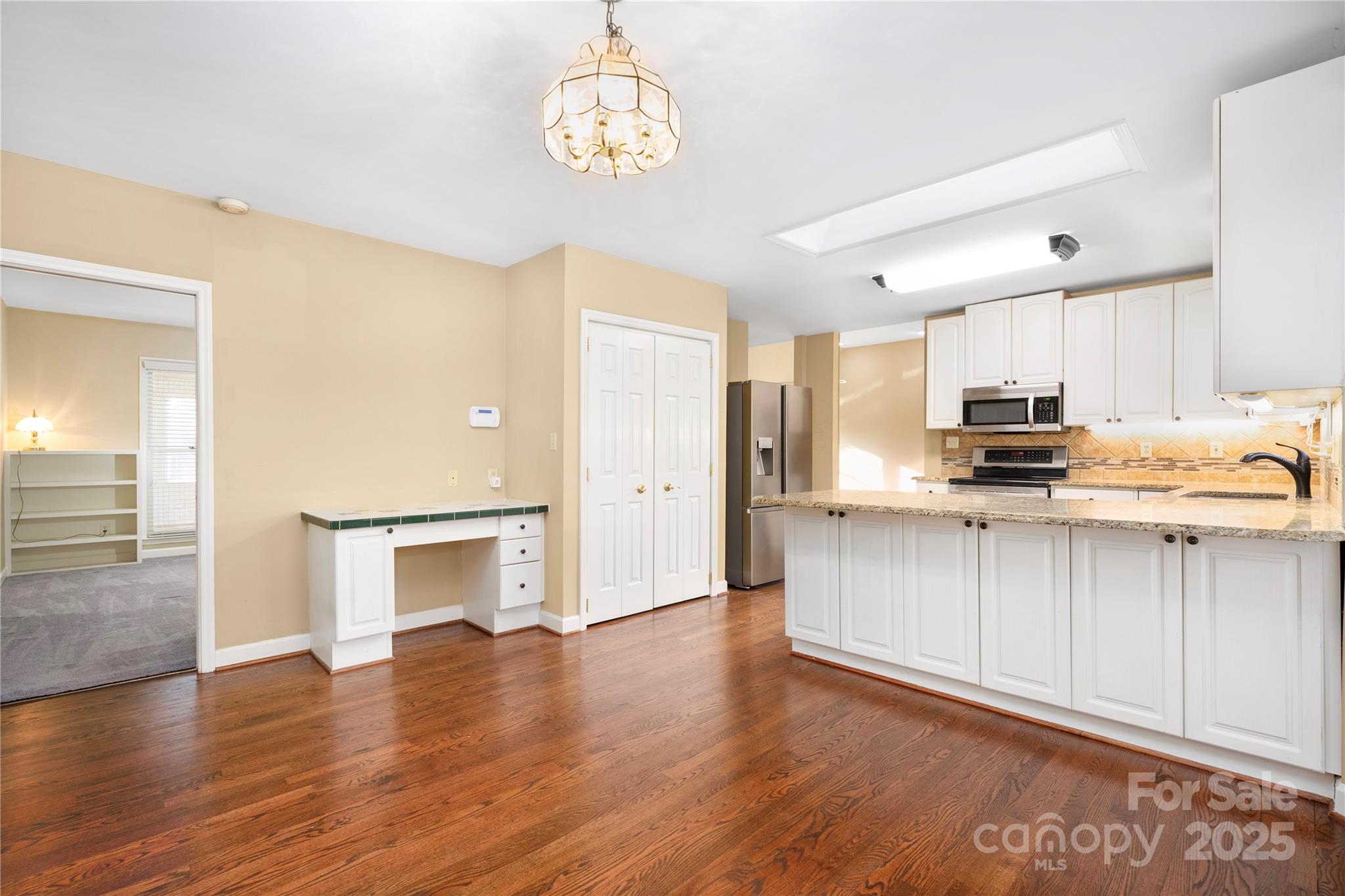 140 Rustic Way Lane