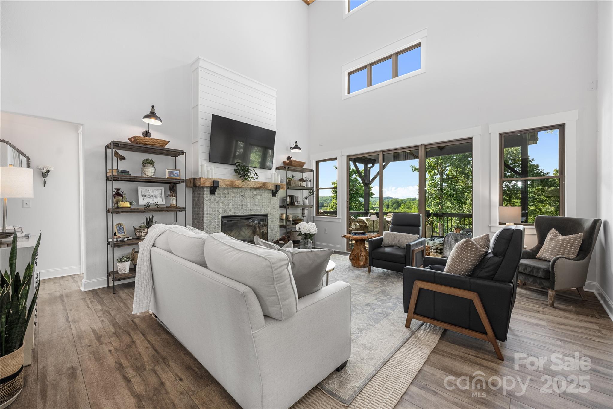 5888 Wood Duck Way
