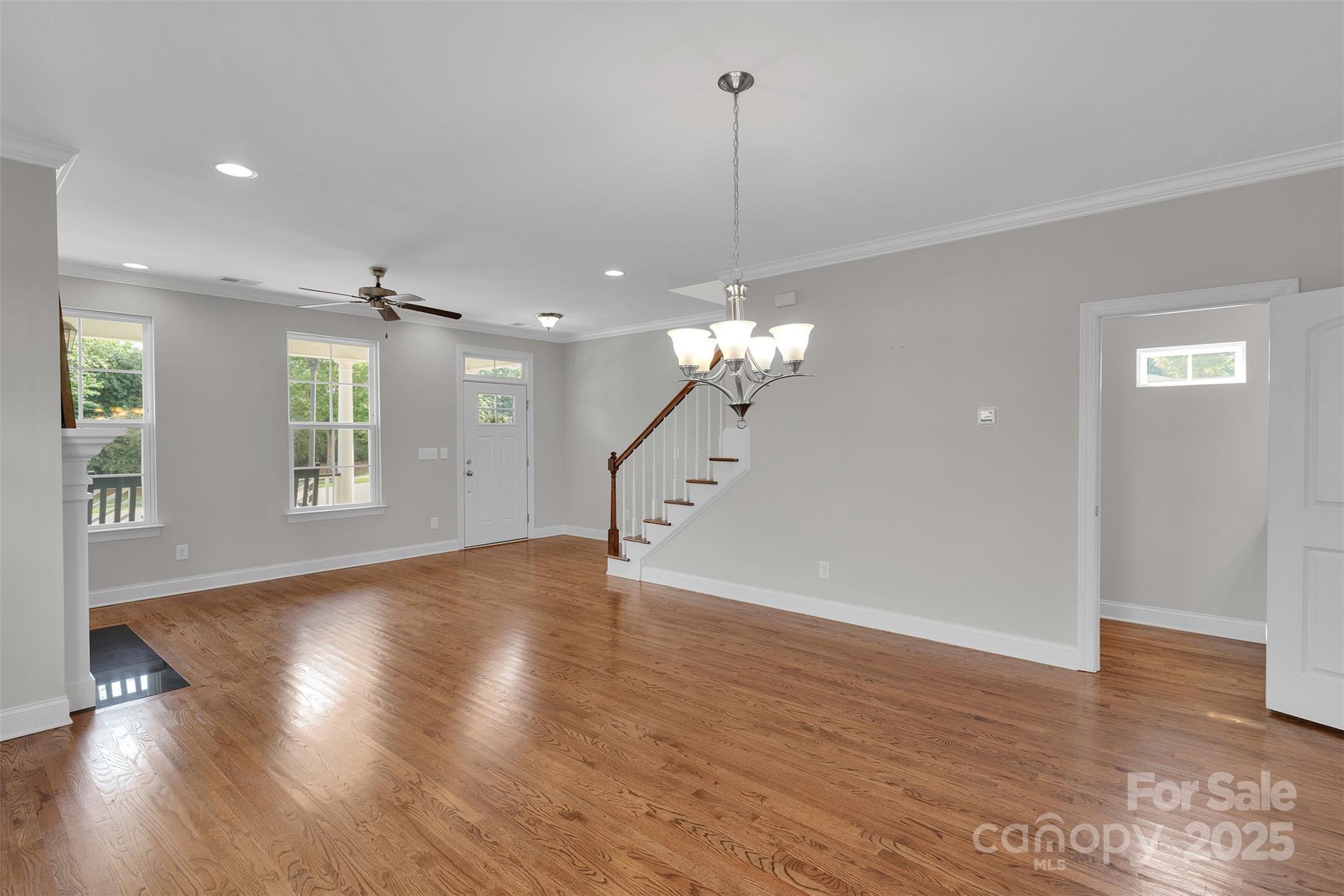 2363 Shanklin Lane