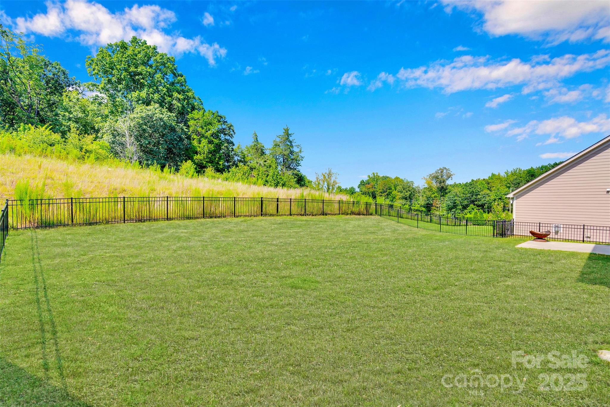 8095 Woodline Lane