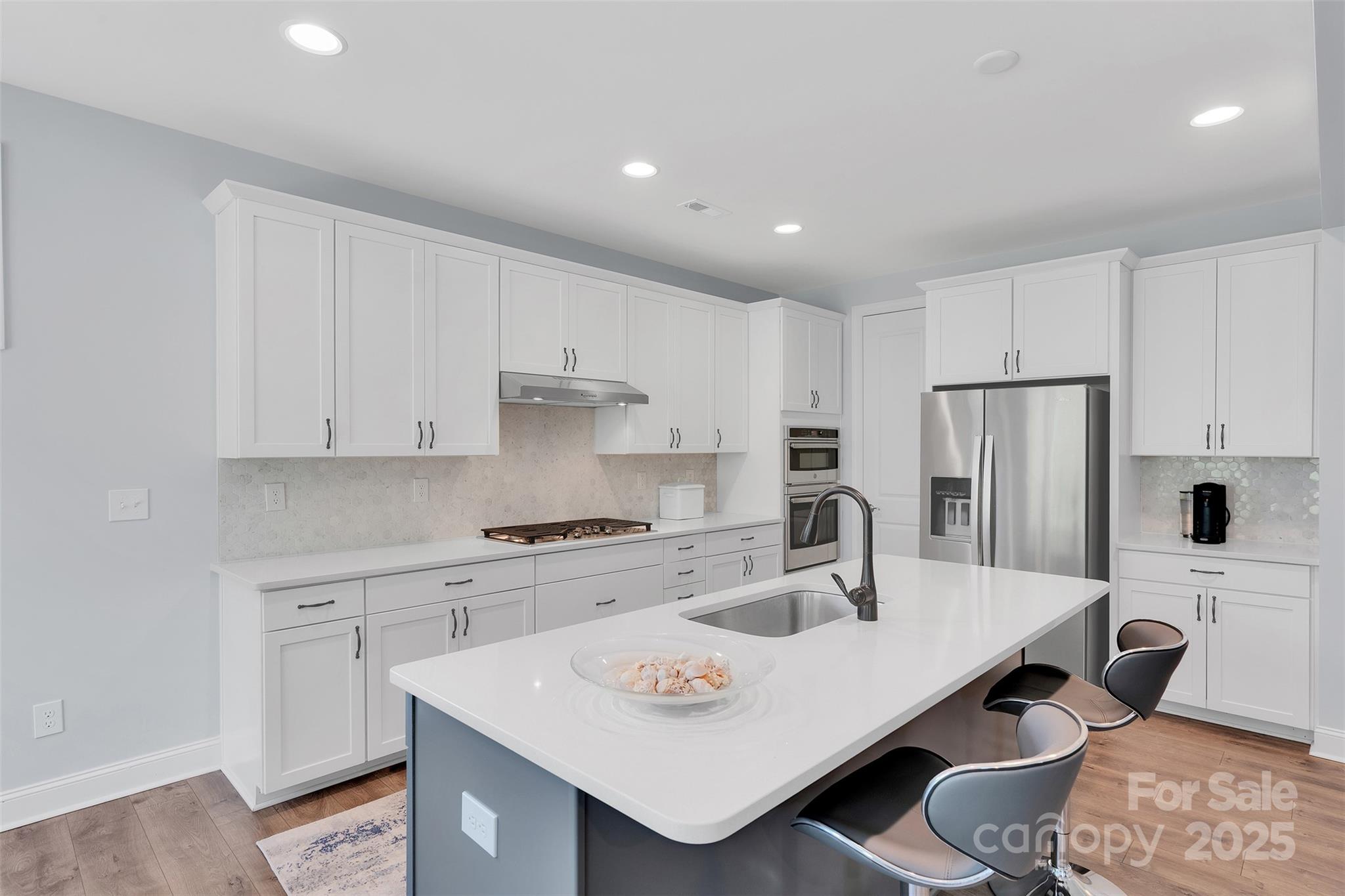 8095 Woodline Lane