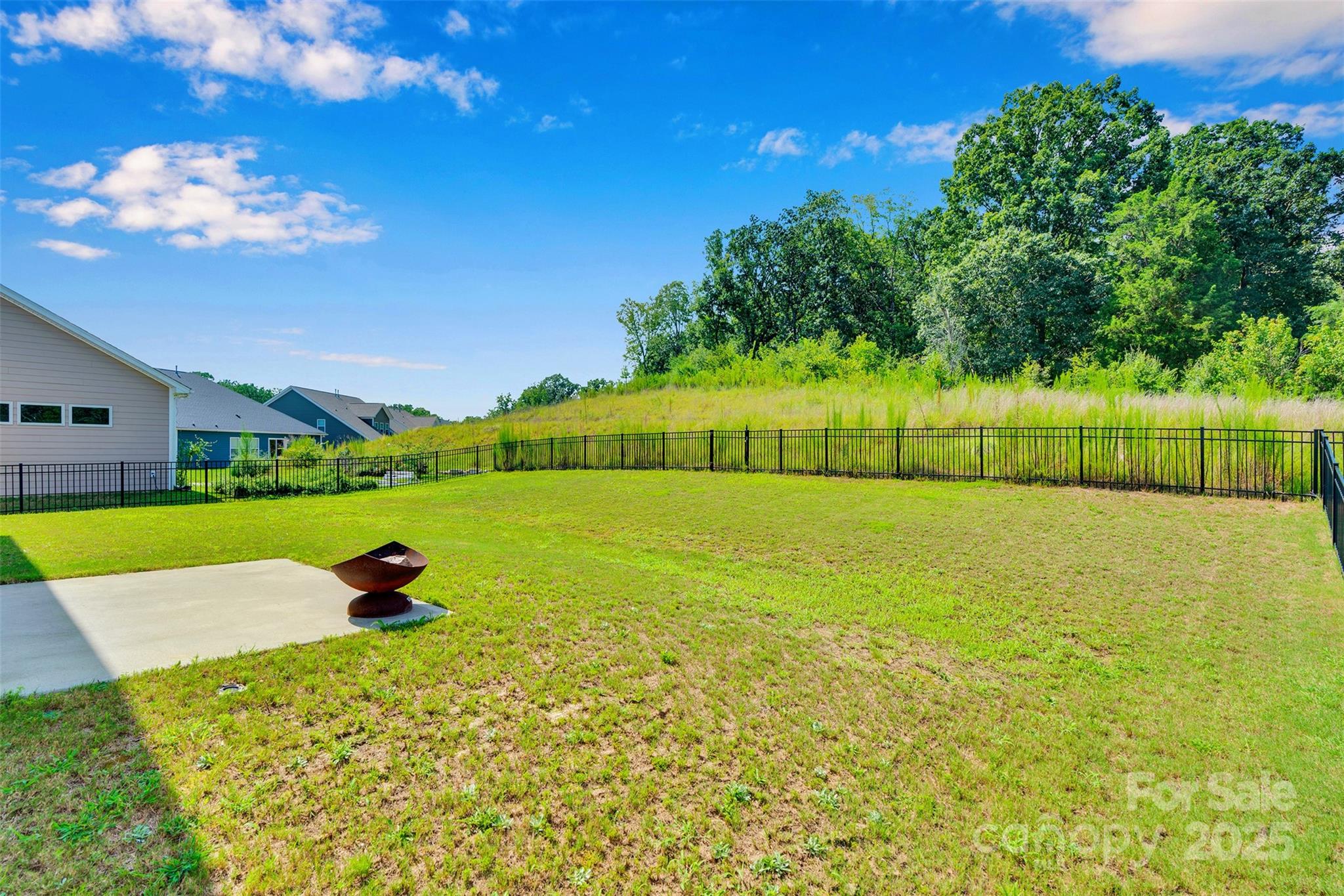 8095 Woodline Lane